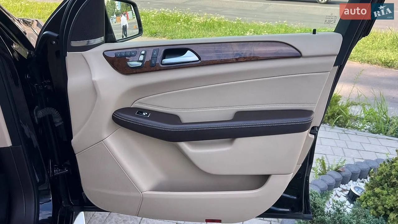 2016 Mercedes-Benz GLE - мініатюра 37