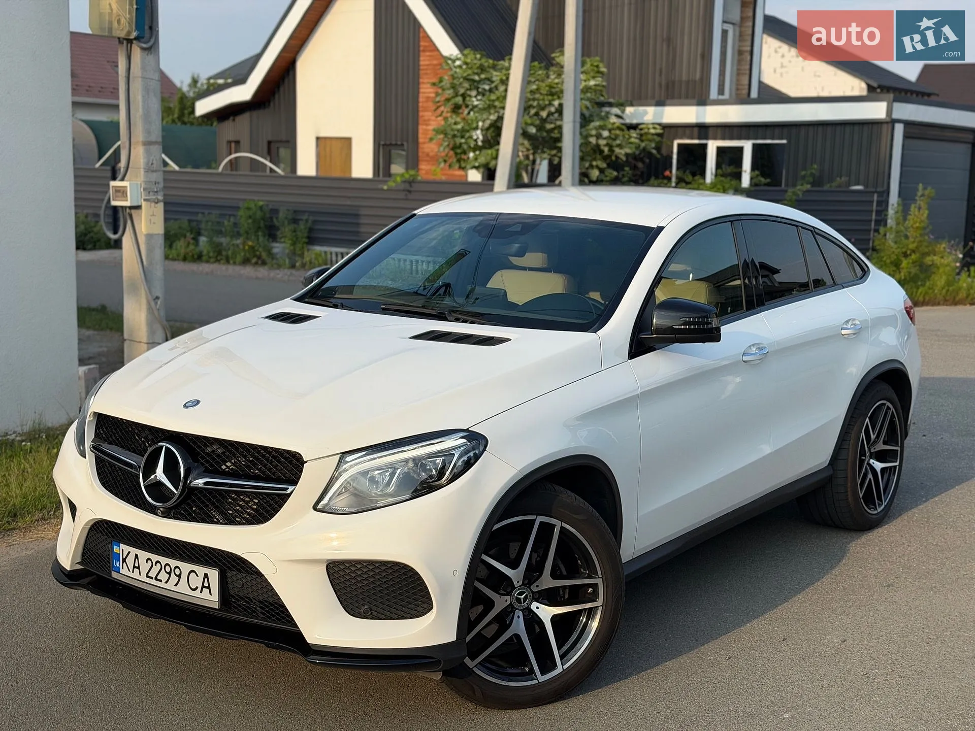 2017 Mercedes-Benz GLE - мініатюра 3