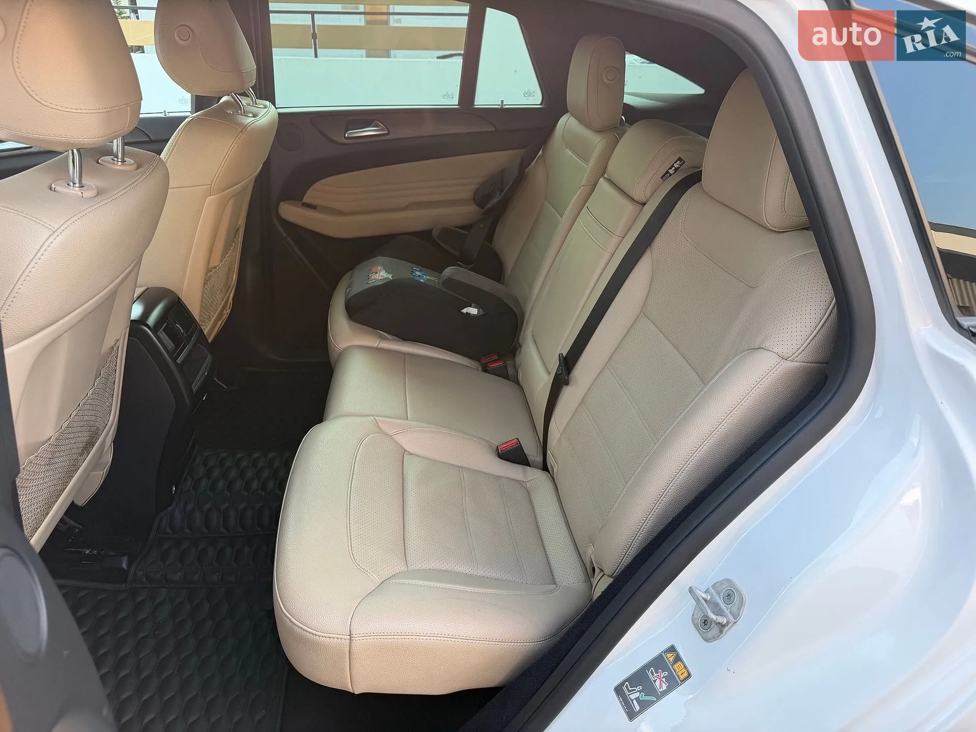 2017 Mercedes-Benz GLE - мініатюра 17