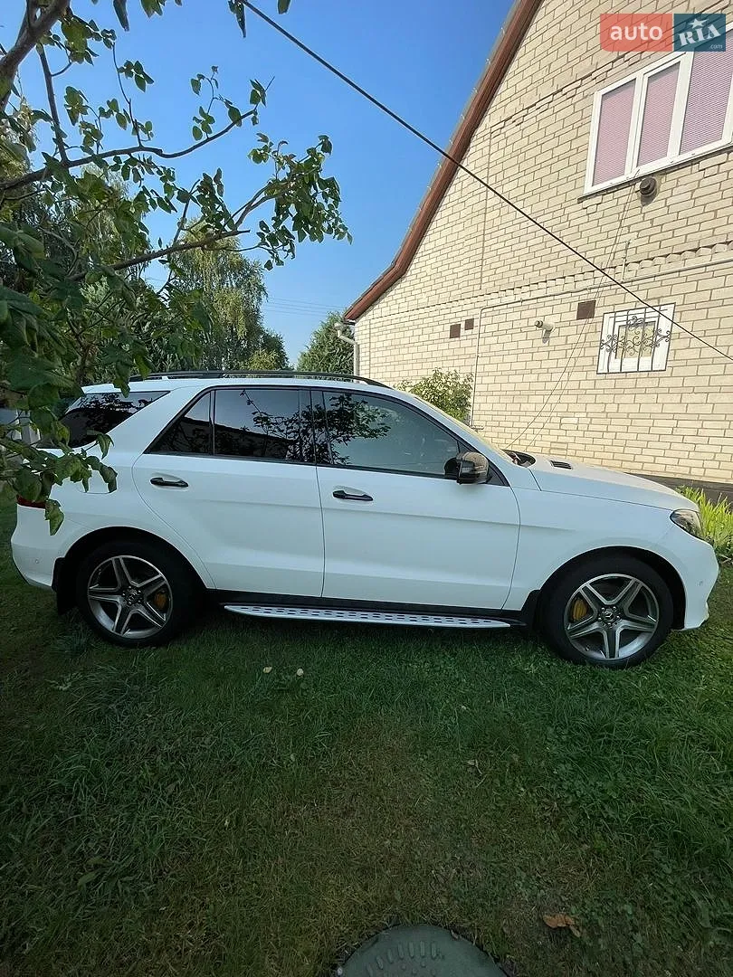 2017 Mercedes-Benz GLE - мініатюра 3