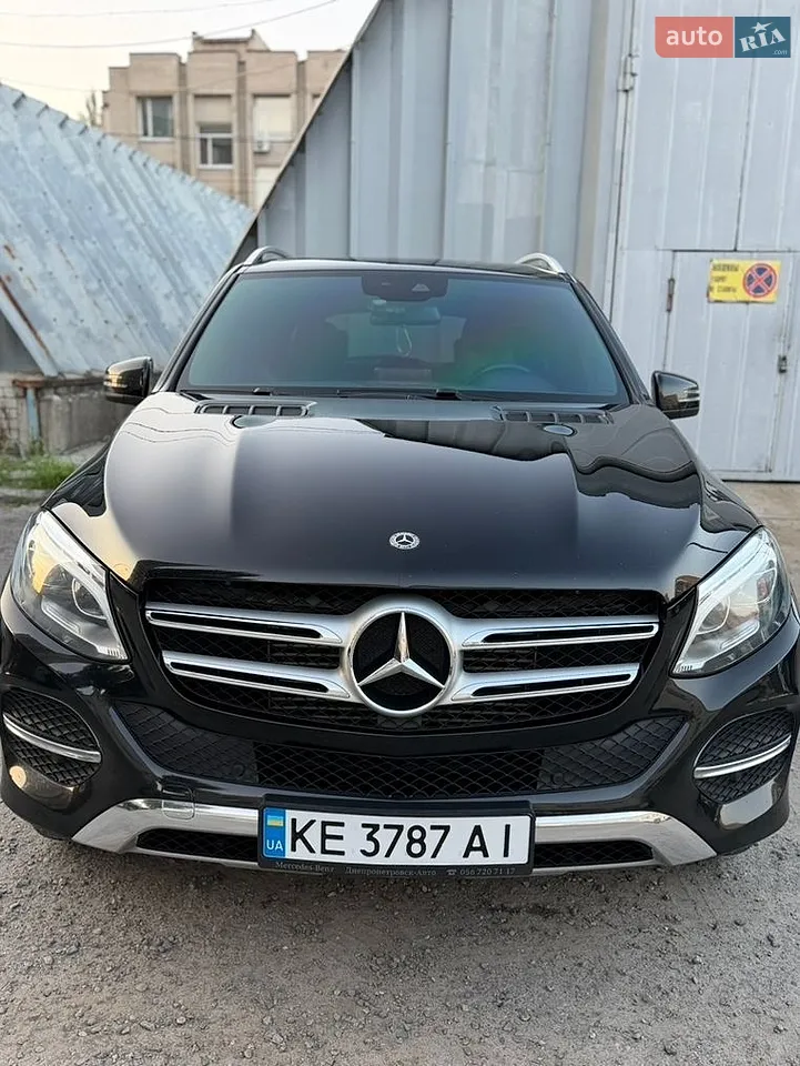 2016 Mercedes-Benz GLE - мініатюра 38