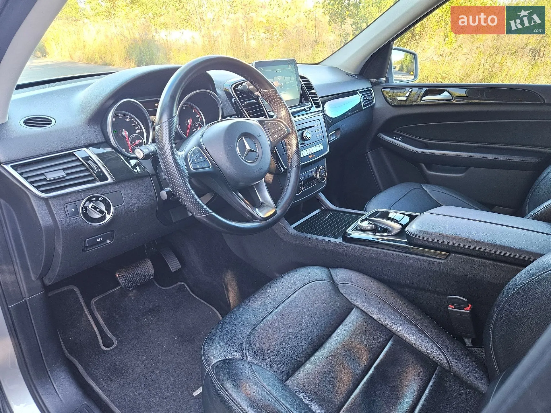 2015 Mercedes-Benz GLE - мініатюра 32