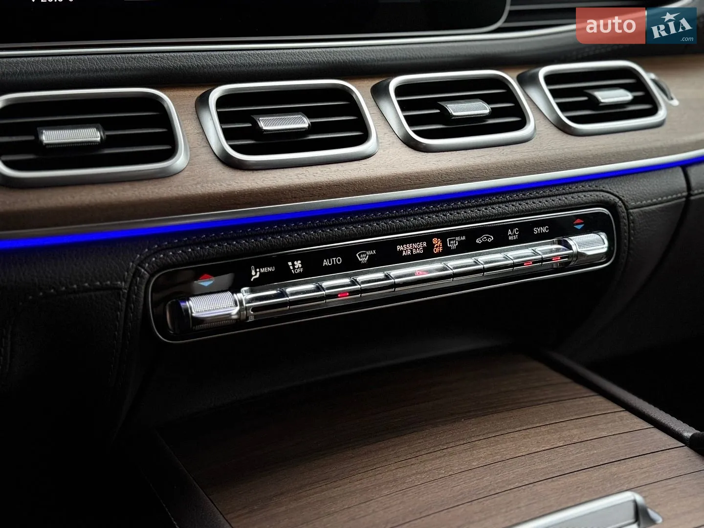 2019 Mercedes-Benz GLE - мініатюра 16