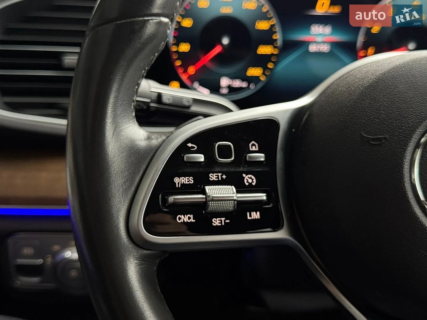 2019 Mercedes-Benz GLE - мініатюра 19