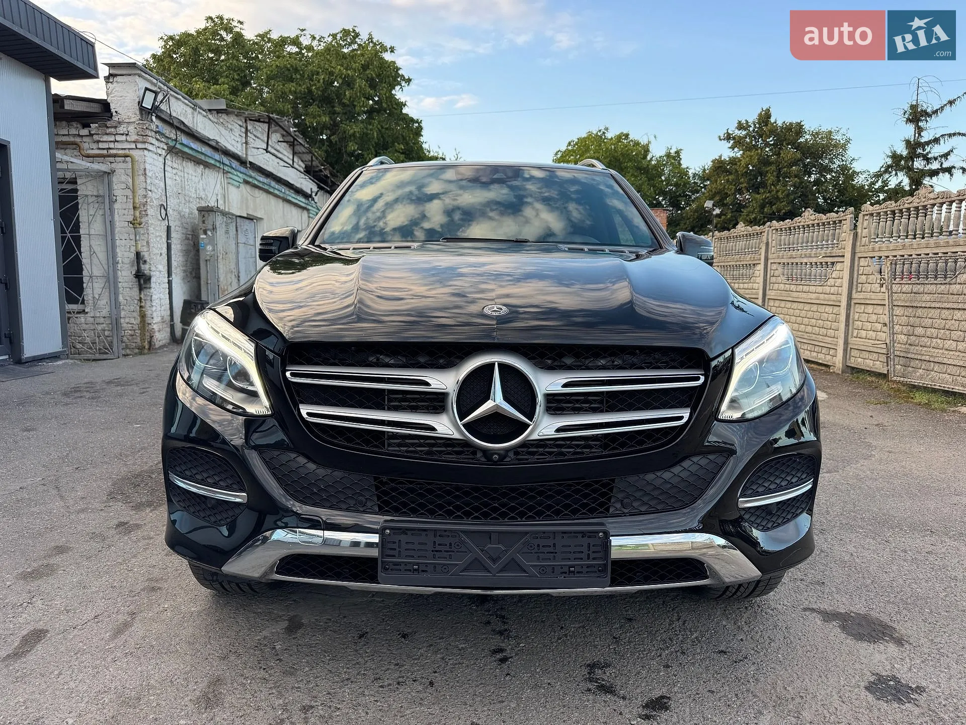 2018 Mercedes-Benz GLE - мініатюра 30