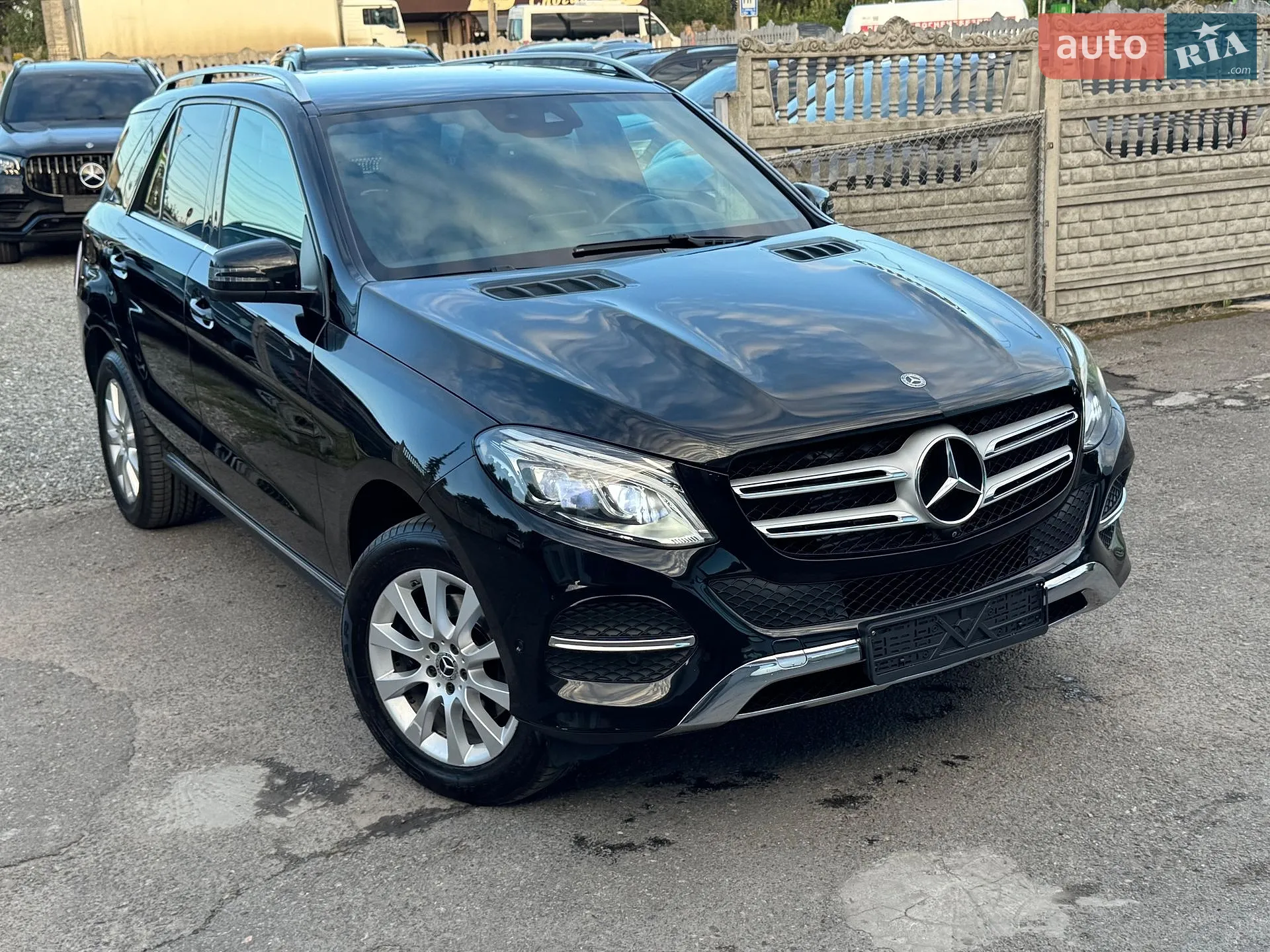 2018 Mercedes-Benz GLE - мініатюра 45