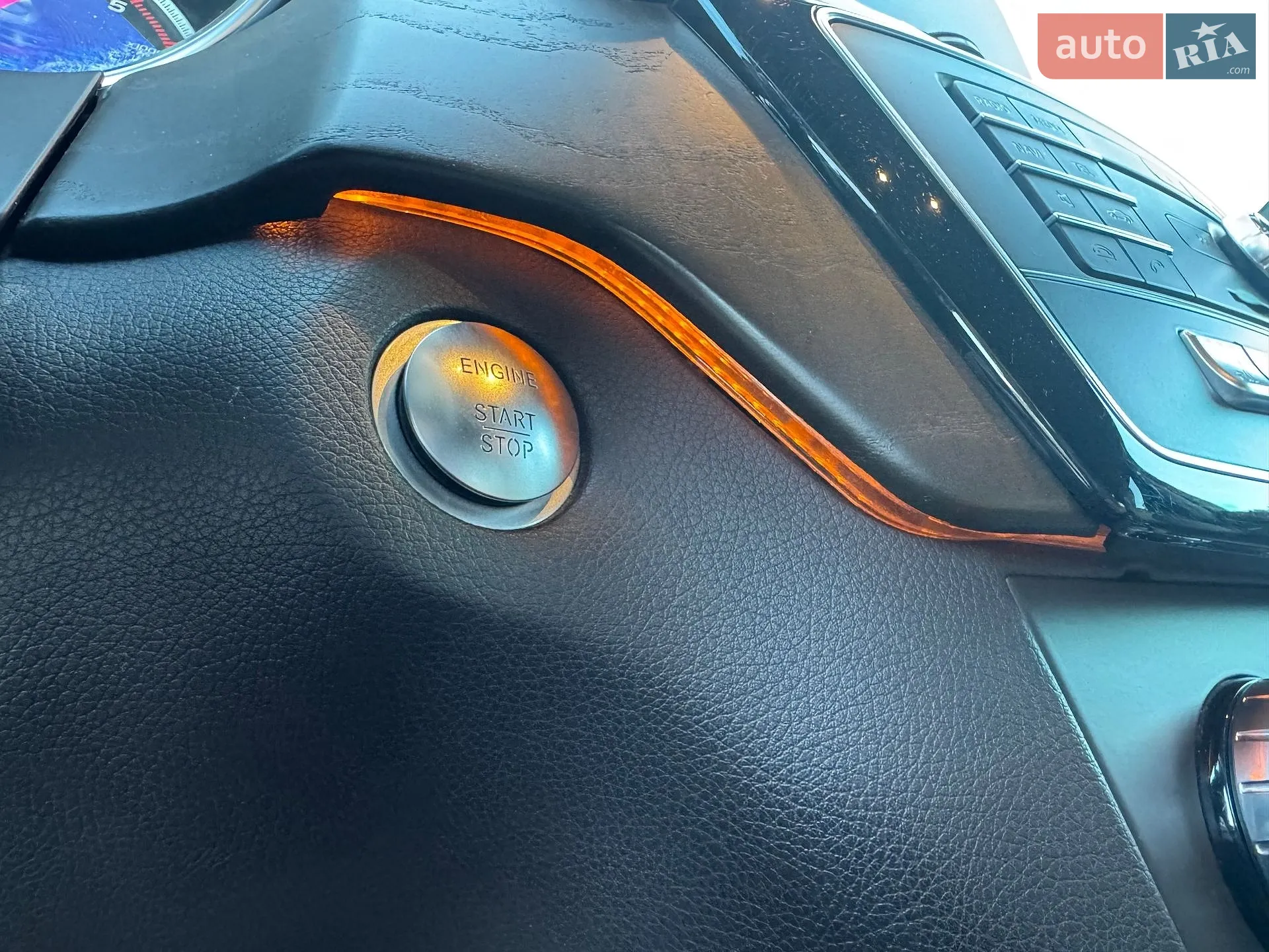 2018 Mercedes-Benz GLE - мініатюра 143