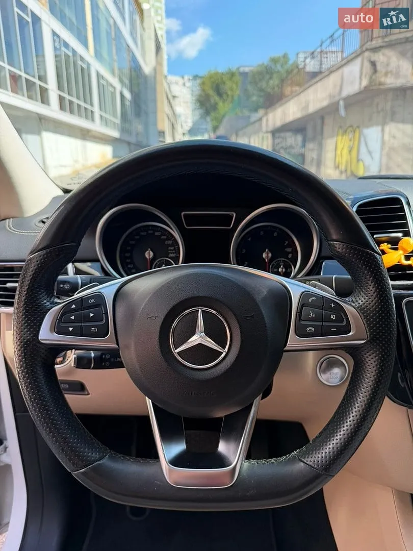 2017 Mercedes-Benz GLE - мініатюра 30