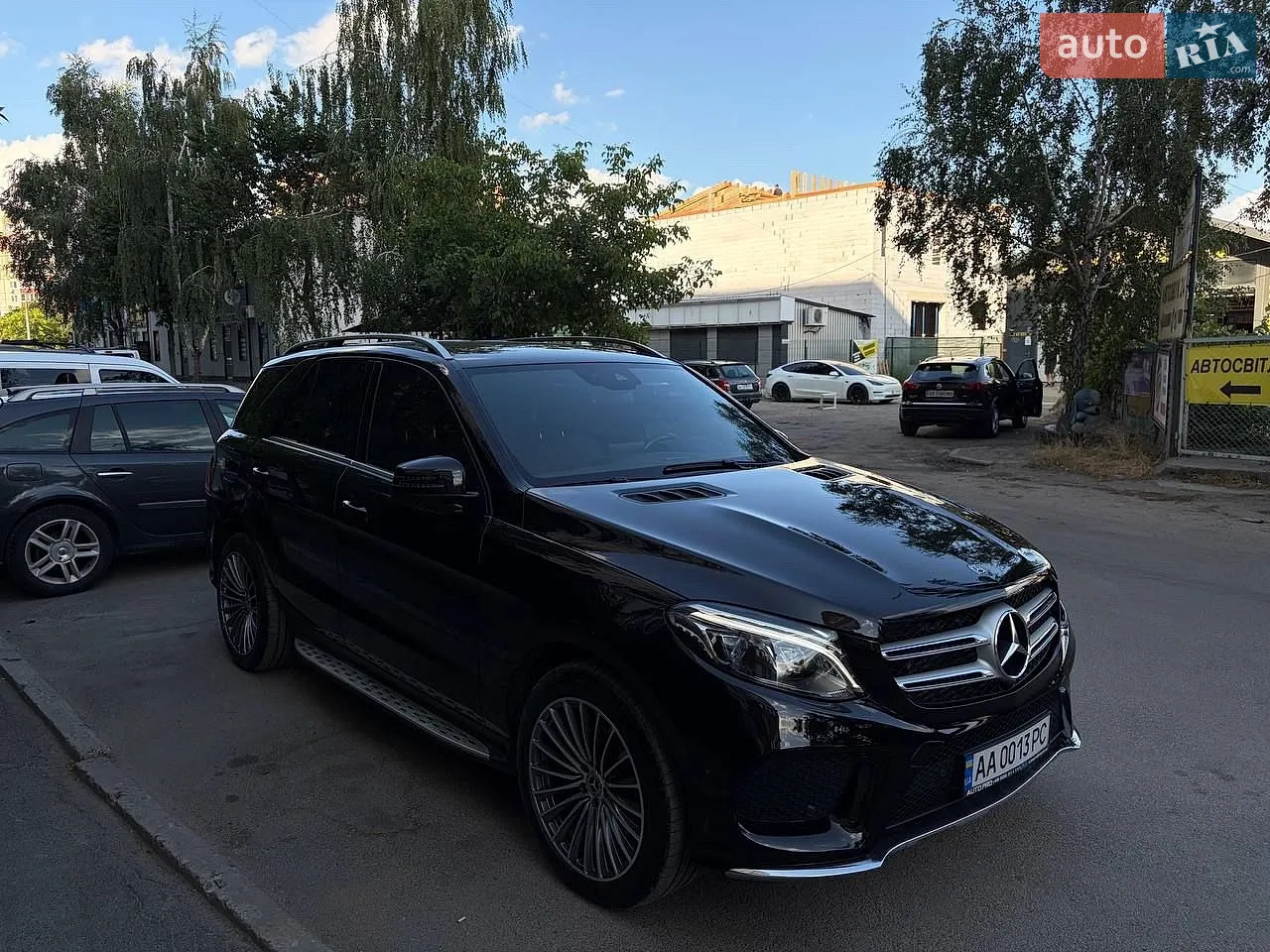 2017 Mercedes-Benz GLE - мініатюра 10