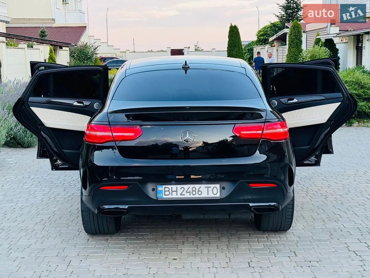 2016 Mercedes-Benz GLE - мініатюра 63