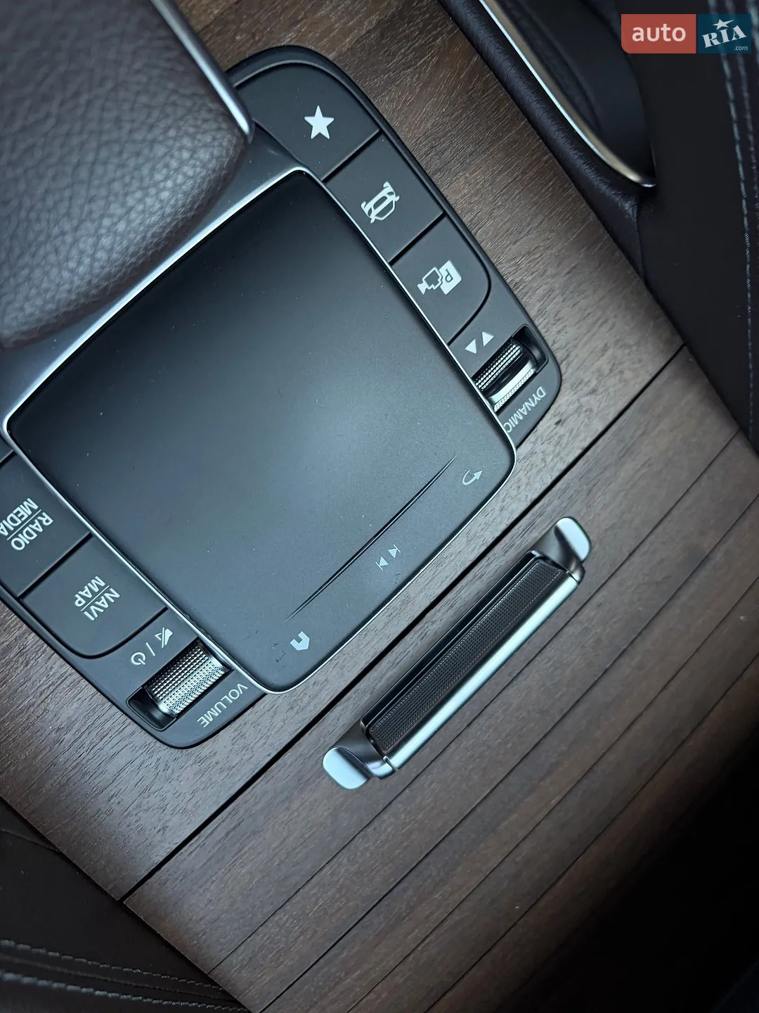 2022 Mercedes-Benz GLE - мініатюра 10