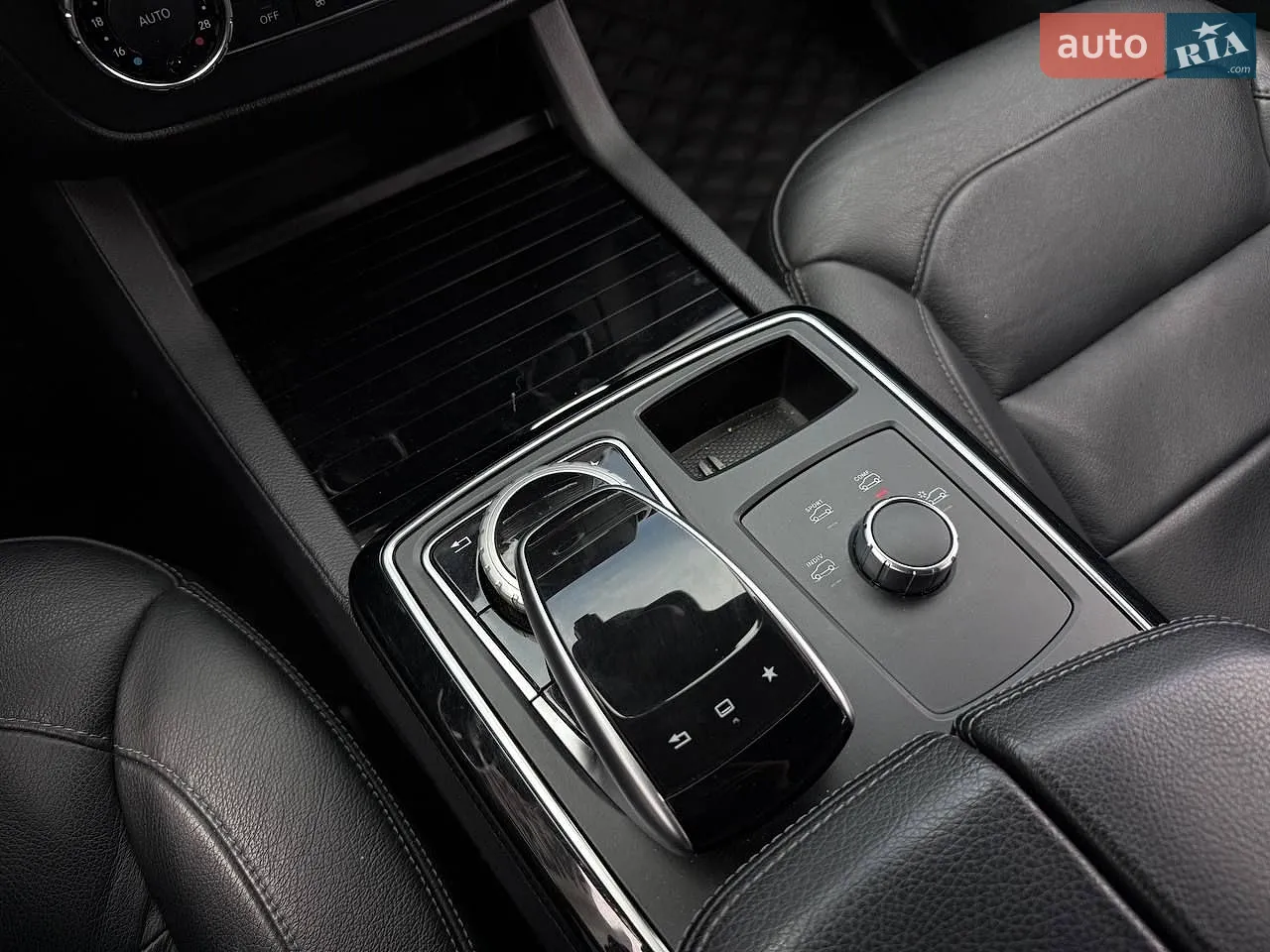 2015 Mercedes-Benz GLE - мініатюра 24