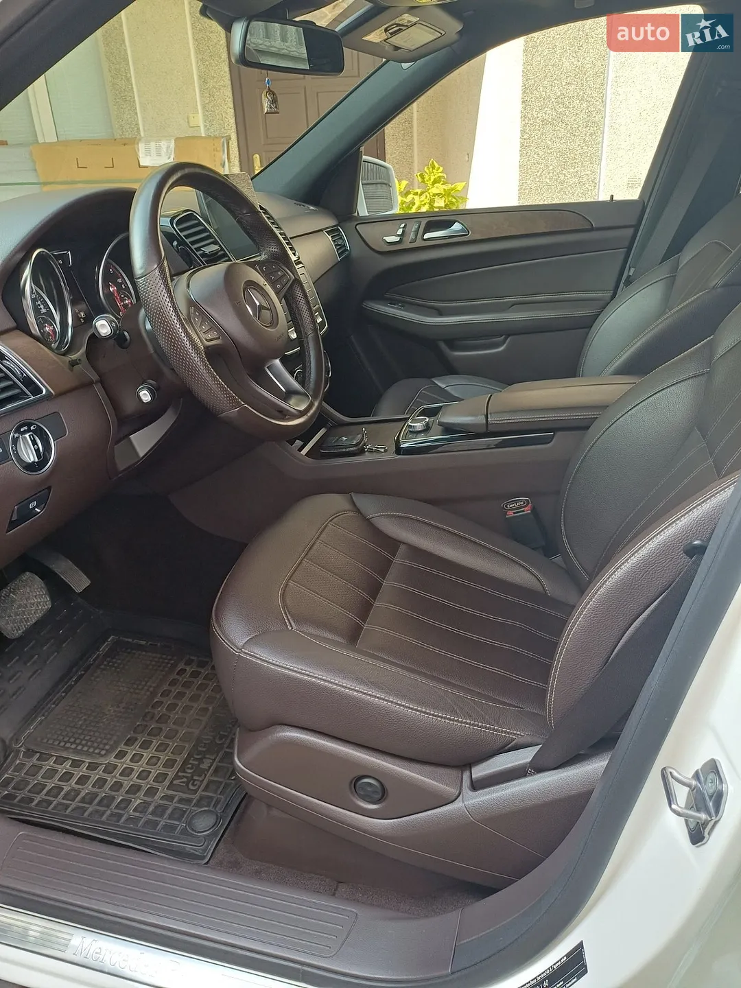 2018 Mercedes-Benz GLE - мініатюра 18
