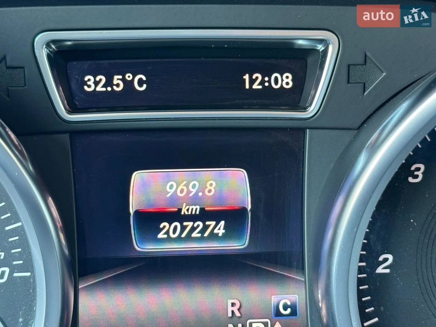 2018 Mercedes-Benz GLE - мініатюра 32