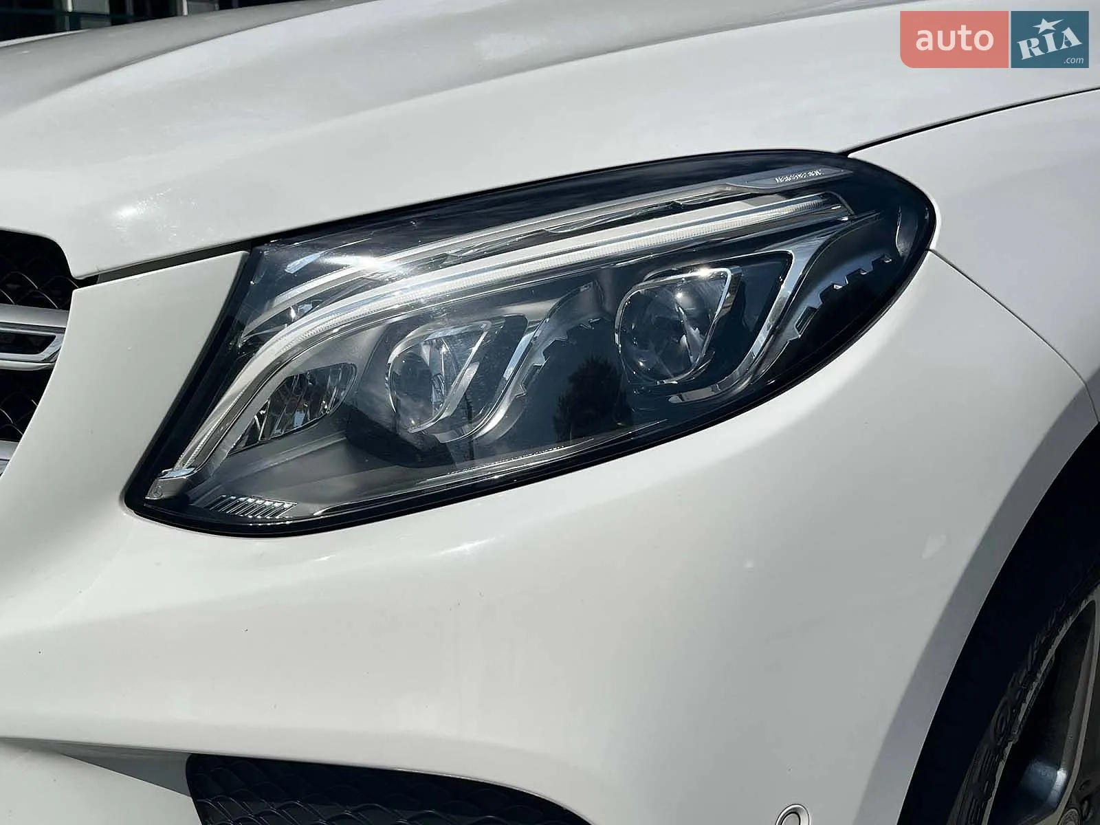 2016 Mercedes-Benz GLE - мініатюра 3