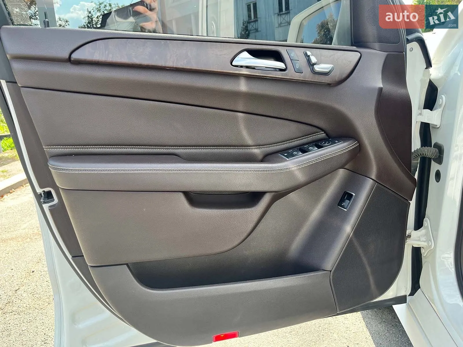 2016 Mercedes-Benz GLE - мініатюра 14