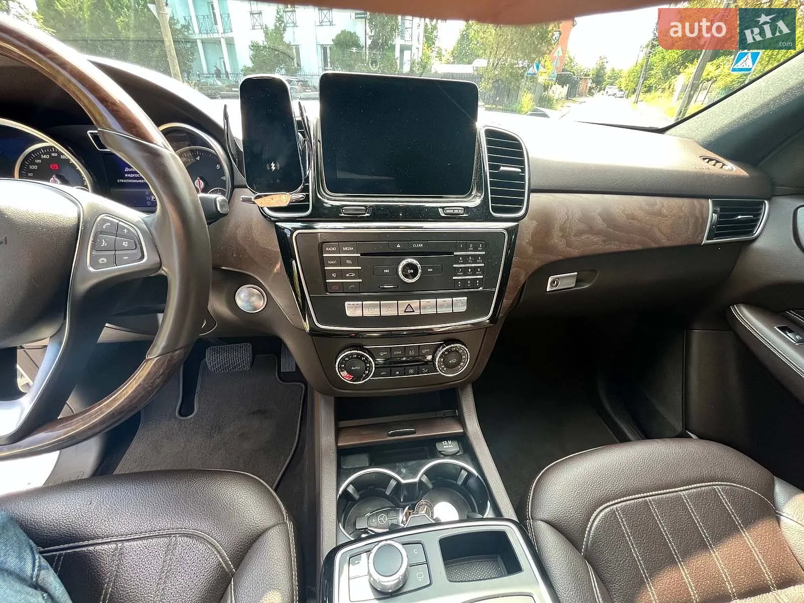 2016 Mercedes-Benz GLE - мініатюра 21