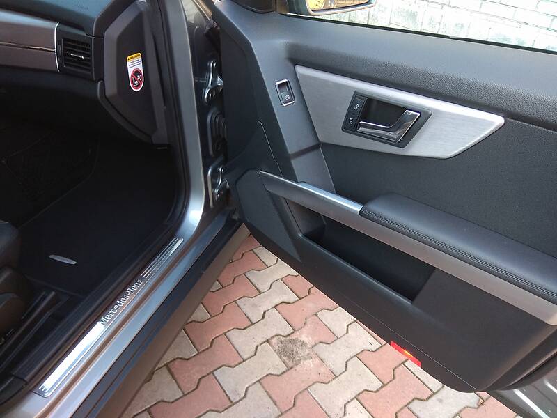 Внедорожник / Кроссовер Mercedes-Benz GLK-Class 2011 в Казатине