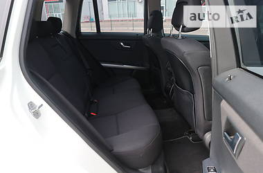 Внедорожник / Кроссовер Mercedes-Benz GLK-Class 2010 в 