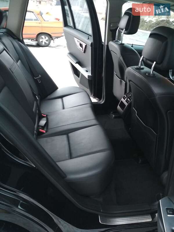 Позашляховик / Кросовер Mercedes-Benz GLK-Class 2011 в Рівному