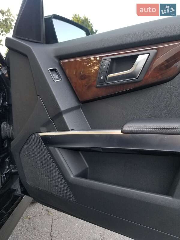 Внедорожник / Кроссовер Mercedes-Benz GLK-Class 2015 в Виннице фото 19 Внедорожник / Кроссовер Mercedes-Benz GLK-Class 2015 в Виннице