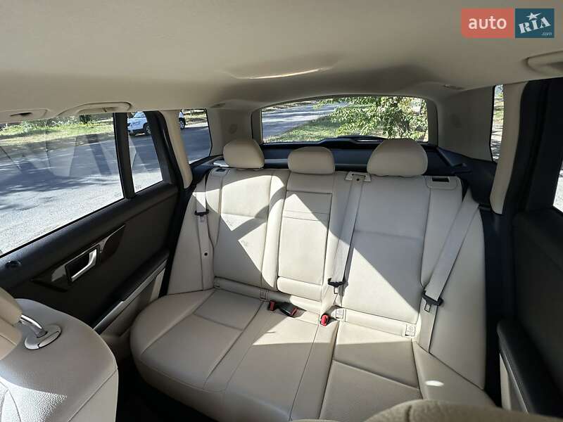 Внедорожник / Кроссовер Mercedes-Benz GLK-Class 2014 в Шполе