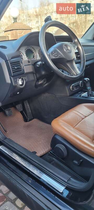 Внедорожник / Кроссовер Mercedes-Benz GLK-Class 2011 в Тернополе