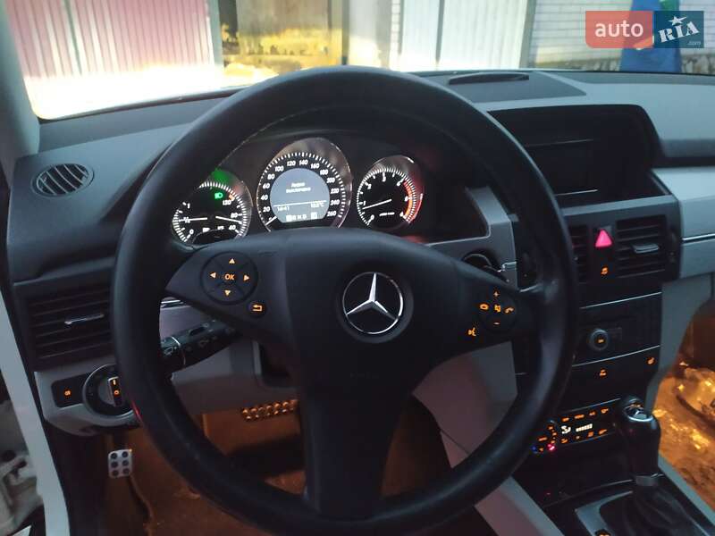 Позашляховик / Кросовер Mercedes-Benz GLK-Class 2011 в Мурованих Курилівцях