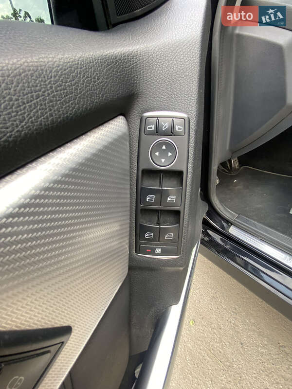Внедорожник / Кроссовер Mercedes-Benz GLK-Class 2013 в Полтаве