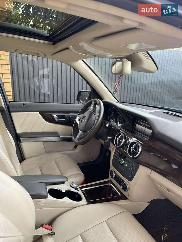 Внедорожник / Кроссовер Mercedes-Benz GLK-Class 2013 в Луцке