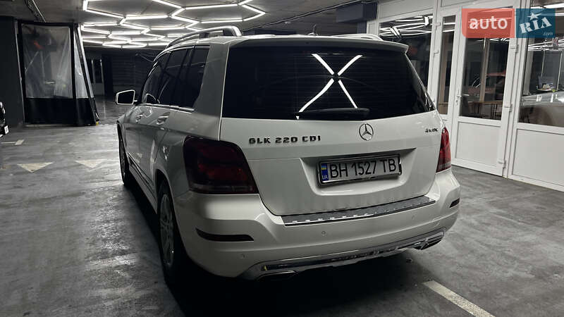 Позашляховик / Кросовер Mercedes-Benz GLK-Class 2013 в Южному