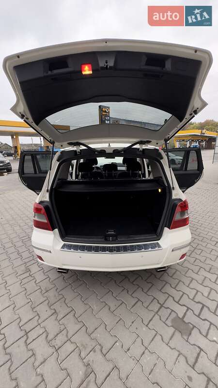 Позашляховик / Кросовер Mercedes-Benz GLK-Class 2011 в Чернівцях