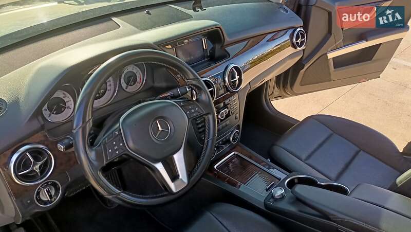 Внедорожник / Кроссовер Mercedes-Benz GLK-Class 2014 в Киеве