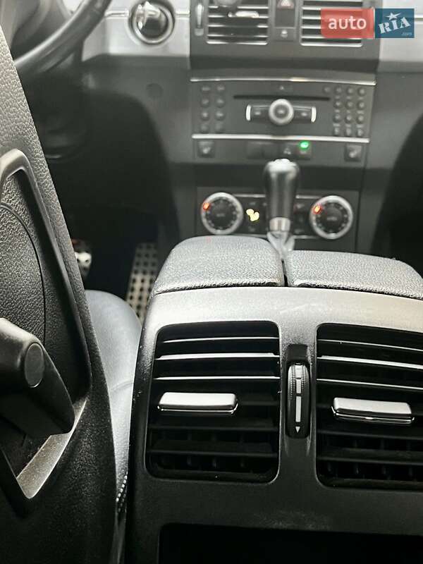 Внедорожник / Кроссовер Mercedes-Benz GLK-Class 2012 в Киеве фото 8 Внедорожник / Кроссовер Mercedes-Benz GLK-Class 2012 в Киеве