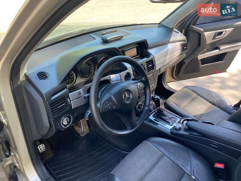 Позашляховик / Кросовер Mercedes-Benz GLK-Class 2011 в Харкові