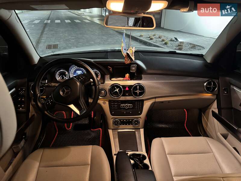 Внедорожник / Кроссовер Mercedes-Benz GLK-Class 2014 в Луцке