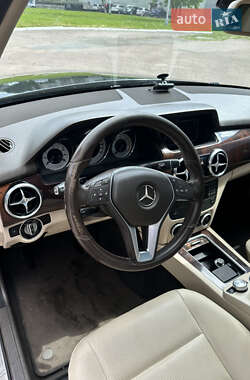 Позашляховик / Кросовер Mercedes-Benz GLK-Class 2013 в 