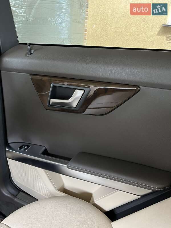 Внедорожник / Кроссовер Mercedes-Benz GLK-Class 2015 в Жмеринке фото 40 Внедорожник / Кроссовер Mercedes-Benz GLK-Class 2015 в Жмеринке