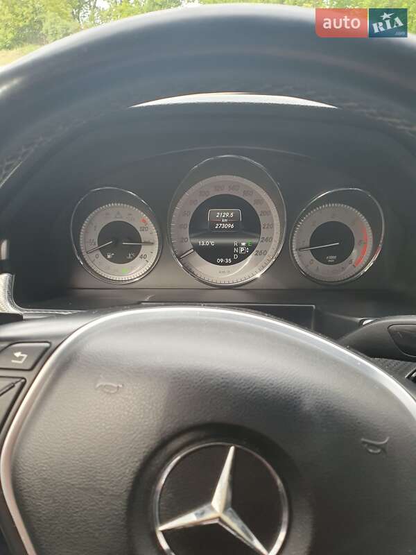 Внедорожник / Кроссовер Mercedes-Benz GLK-Class 2012 в Овидиополе