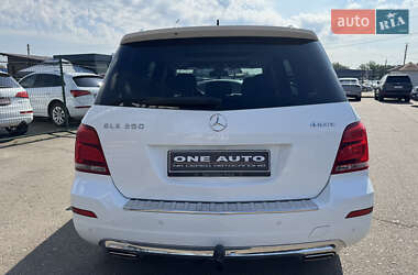 Внедорожник / Кроссовер Mercedes-Benz GLK-Class 2014 в 