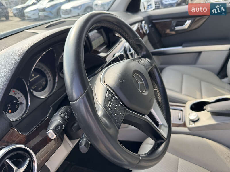 Позашляховик / Кросовер Mercedes-Benz GLK-Class 2014 в Києві