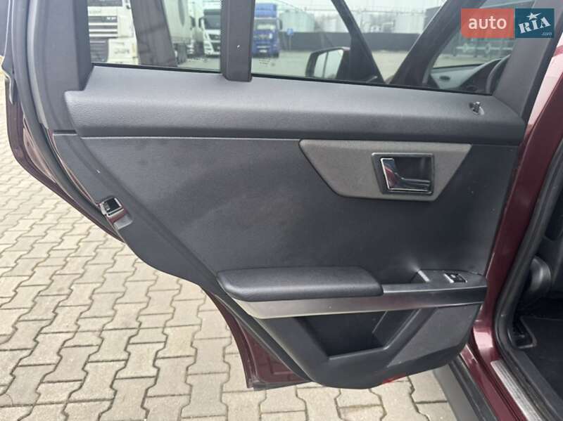 Позашляховик / Кросовер Mercedes-Benz GLK-Class 2010 в Коломиї