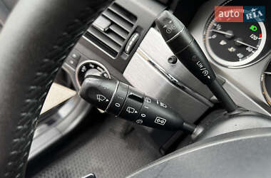 Внедорожник / Кроссовер Mercedes-Benz GLK-Class 2011 в 