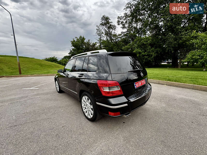 Позашляховик / Кросовер Mercedes-Benz GLK-Class 2011 в Києві