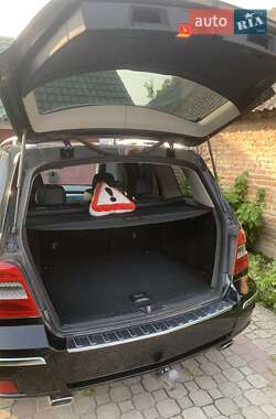 Внедорожник / Кроссовер Mercedes-Benz GLK-Class 2010 в 