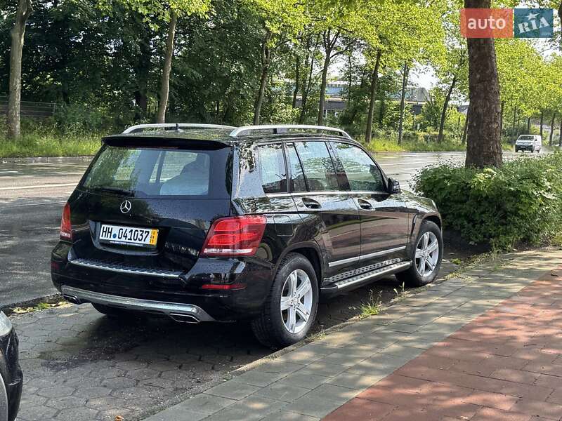 Позашляховик / Кросовер Mercedes-Benz GLK-Class 2014 в Києві