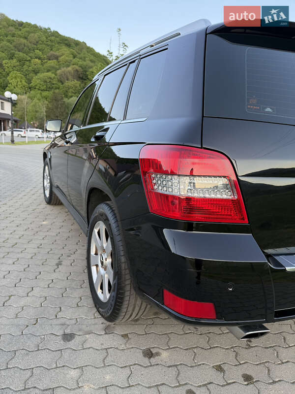 Внедорожник / Кроссовер Mercedes-Benz GLK-Class 2011 в Сваляве