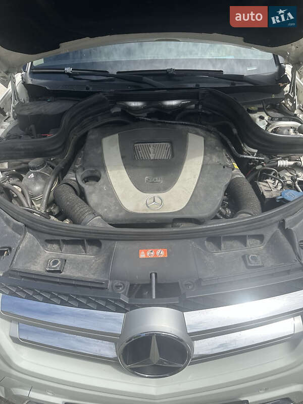 Позашляховик / Кросовер Mercedes-Benz GLK-Class 2010 в Києві