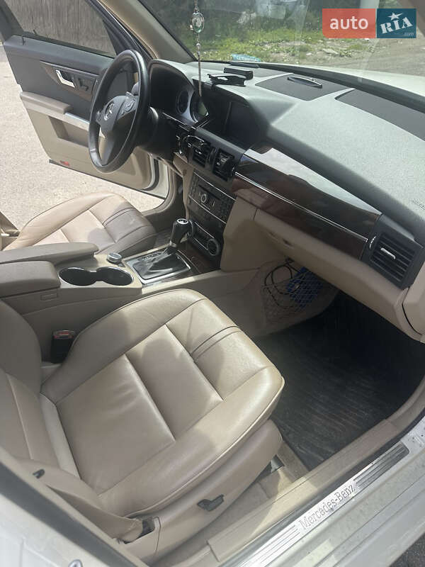 Позашляховик / Кросовер Mercedes-Benz GLK-Class 2010 в Києві