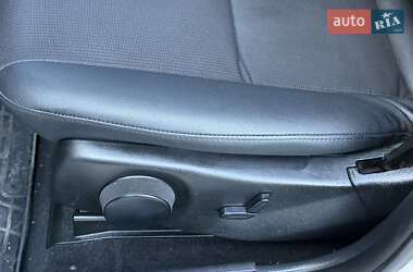 Внедорожник / Кроссовер Mercedes-Benz GLK-Class 2011 в 